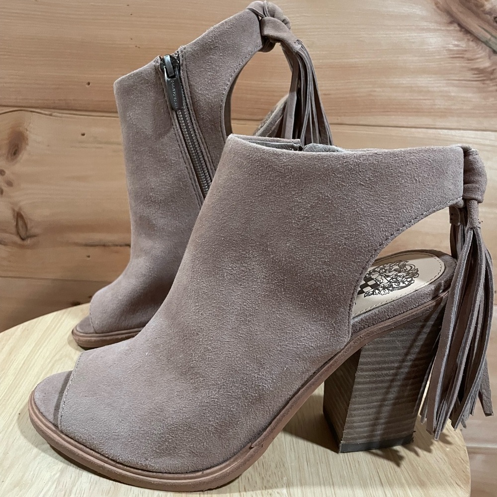 Vince Camuto Suede Kyleena Ankle Bootie Size 7 - Picture 2 of 15